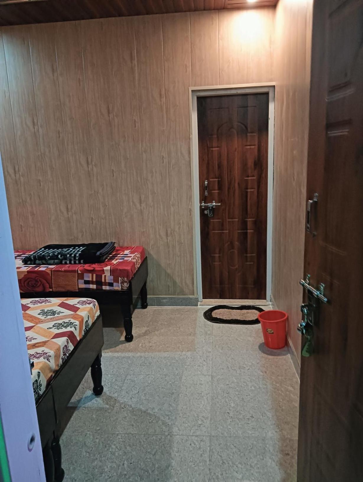 Hotel Chauhan Brothers Uttarkashi Екстер'єр фото