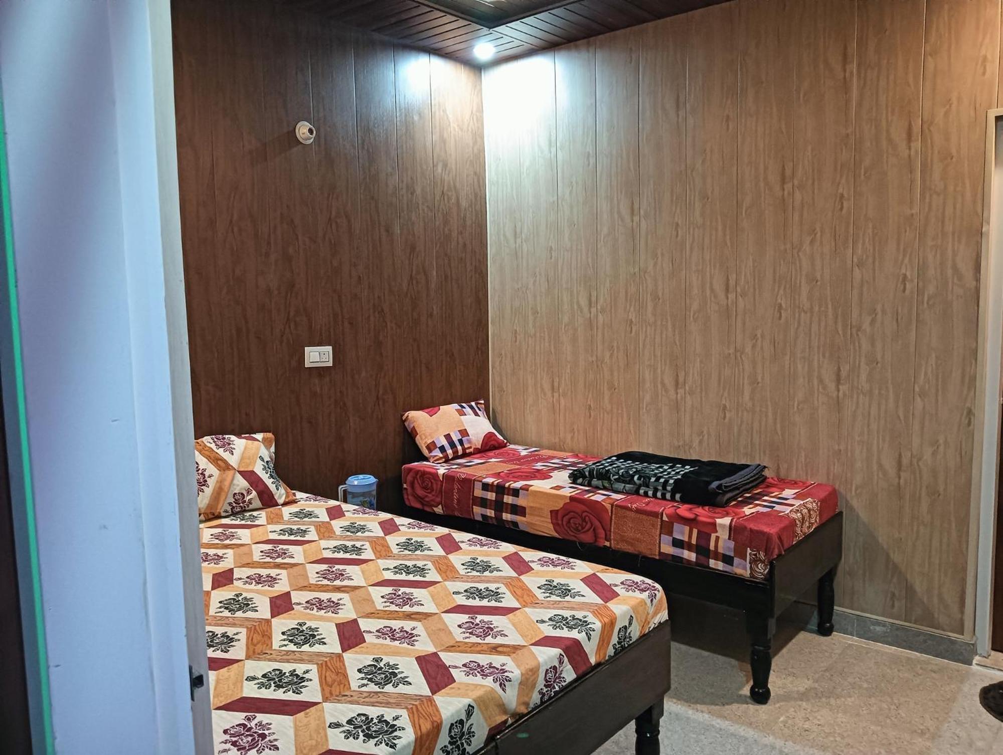Hotel Chauhan Brothers Uttarkashi Екстер'єр фото